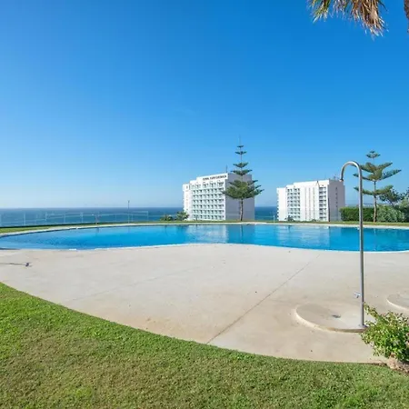 Beach And Pool Holidays At The Grand Coloso Benalmádena Buitenkant foto